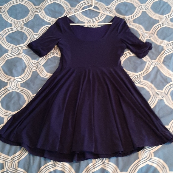 Express Reversible Dress - Picture 3 of 4